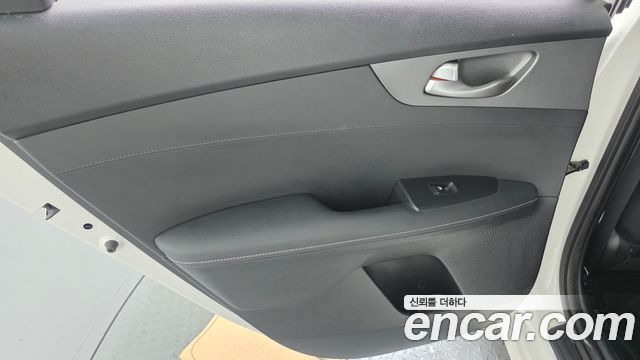 Kia K3 Luxury 2020 — фото 25