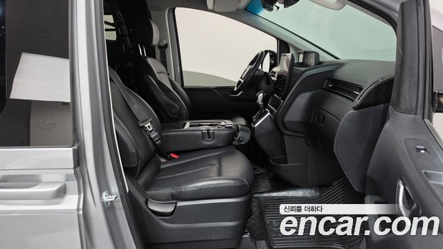 Hyundai Staria L3.5 Cargo 3-Seater Modern 2025 — фото 11