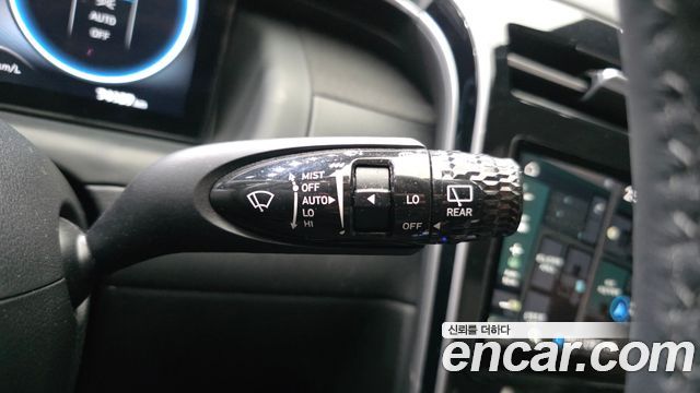 Hyundai Tucson (NX4) Gasoline 1.6 Turbo 4WD Inspiration 2022 — фото 17