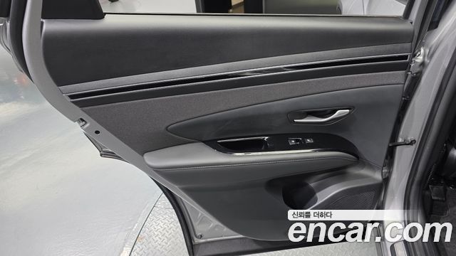 Hyundai Tucson (NX4) Gasoline 1.6 Turbo 4WD Inspiration 2022 — фото 25