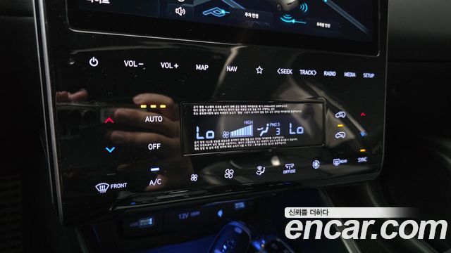 Hyundai Tucson (NX4) Gasoline 1.6 Turbo 4WD Inspiration 2022 — фото 29