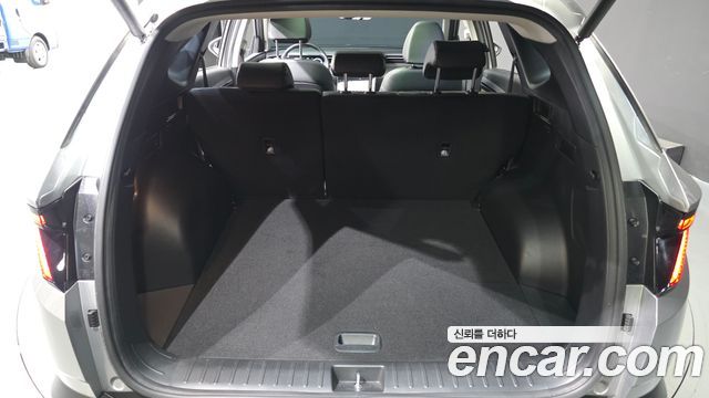 Hyundai Tucson (NX4) Gasoline 1.6 Turbo 4WD Inspiration 2022 — фото 38