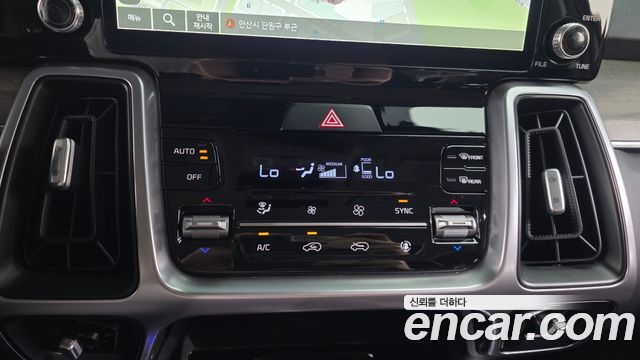 Kia Sorento (IV) Diesel 2.2 4WD Prestige 2023 — фото 16