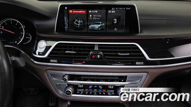 BMW 7 Series (G11) M760Li xDrive 2018 — фото 13