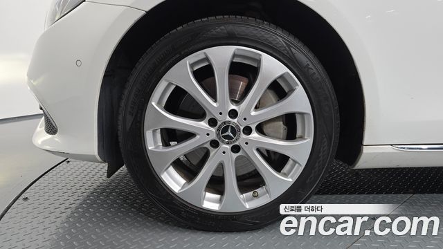 Mercedes-Benz E-Class (W213) E300 Exclusive 2019 — фото 5