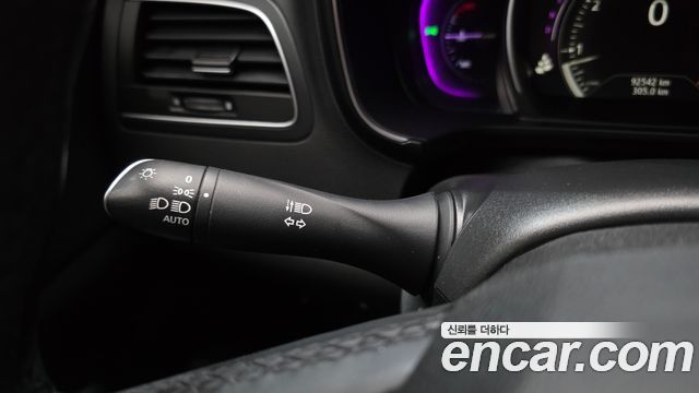 Renault Korea QM6 2.0 GDe RE Signature 2WD 2022 — фото 17