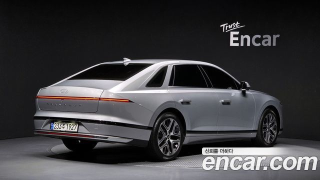 Hyundai Grandeur (GN7) 2,5 Gasoline 2WD Exclusive 2024 — фото 2