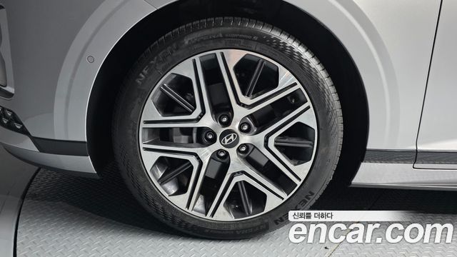 Hyundai Grandeur (GN7) 2,5 Gasoline 2WD Exclusive 2024 — фото 5