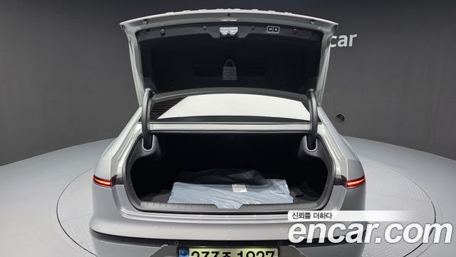 Hyundai Grandeur (GN7) 2,5 Gasoline 2WD Exclusive 2024 — фото 20
