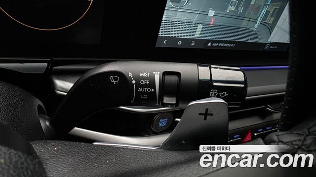 Hyundai Grandeur (GN7) 2,5 Gasoline 2WD Exclusive 2024 — фото 29