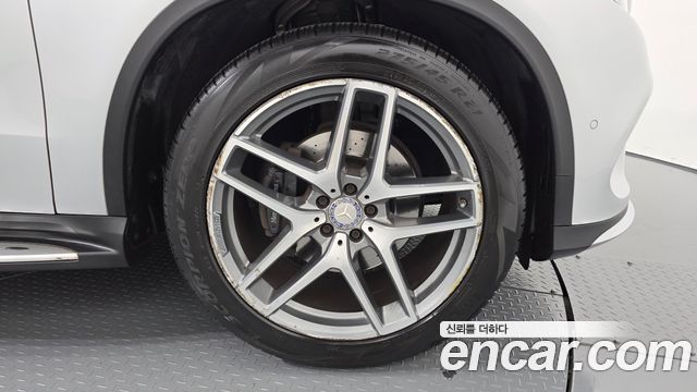 Mercedes-Benz GLE-Class (W166) GLE350 d 4MATIC Coupe 2017 — фото 21