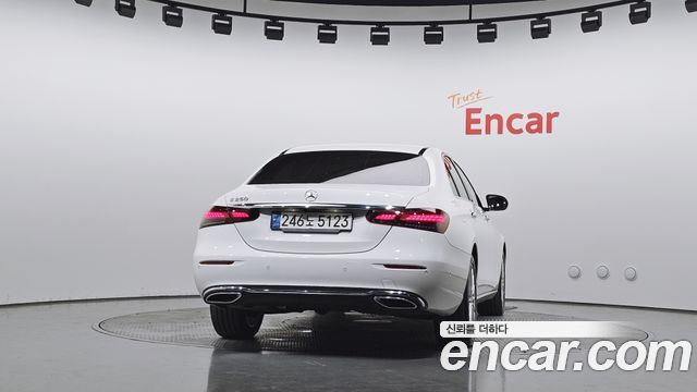 Mercedes-Benz E-Class (W213) E250 Exclusive 2021 — фото 4