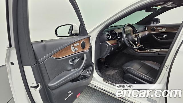 Mercedes-Benz E-Class (W213) E250 Exclusive 2021 — фото 10