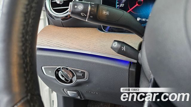 Mercedes-Benz E-Class (W213) E250 Exclusive 2021 — фото 20