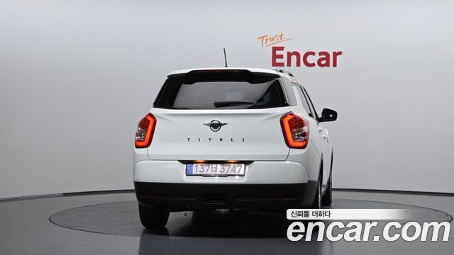 KG Mobility (SsangYong) Tivoli Air Diesel IX 4WD 2019 — фото 4