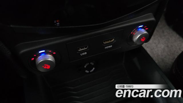 KG Mobility (SsangYong) Tivoli Air Diesel IX 4WD 2019 — фото 17