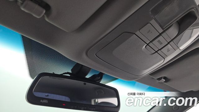 KG Mobility (SsangYong) Tivoli Air Diesel IX 4WD 2019 — фото 19