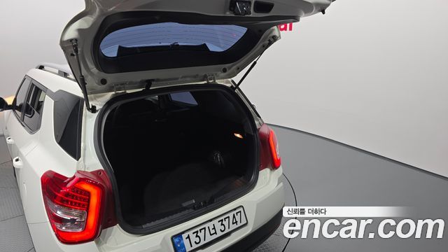 KG Mobility (SsangYong) Tivoli Air Diesel IX 4WD 2019 — фото 20