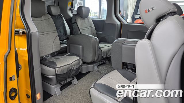 Hyundai Grand Starex School Bus 2020 — фото 11