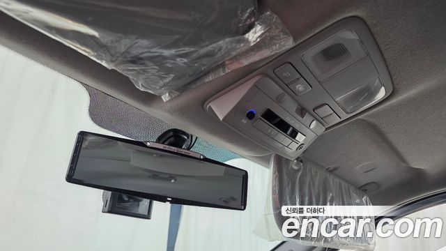 Hyundai Grand Starex School Bus 2020 — фото 16