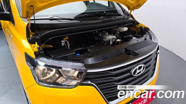 Hyundai Grand Starex School Bus LPi 2019 — фото 6