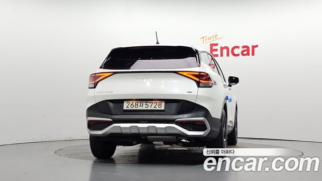Kia Sportage (V) Diesel 2.0 4WD Trendy 2023 — фото 4