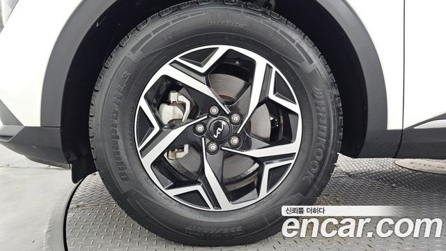 Kia Sportage (V) Diesel 2.0 4WD Trendy 2023 — фото 5