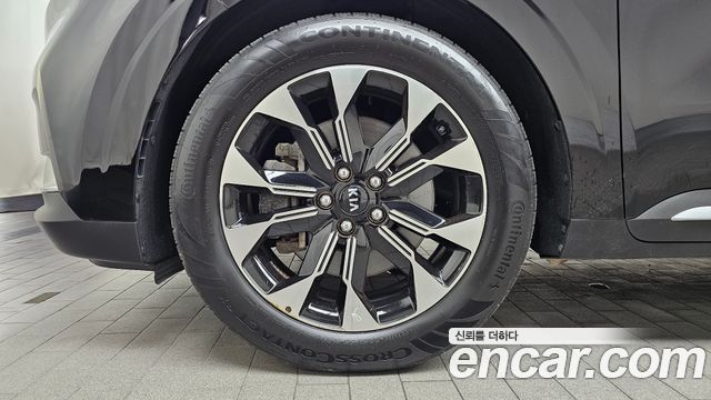 Kia Carnival (IV) Diesel 9-Seater Signature 2021 — фото 5