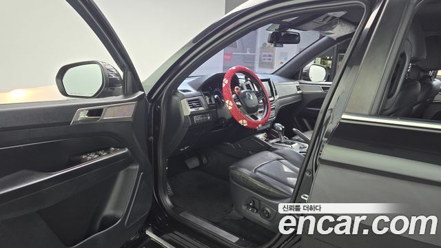 KG Mobility (SsangYong) Rexton Sports Khan Diesel 2.2 4WD Professional X (5-Link) 2019 — фото 10