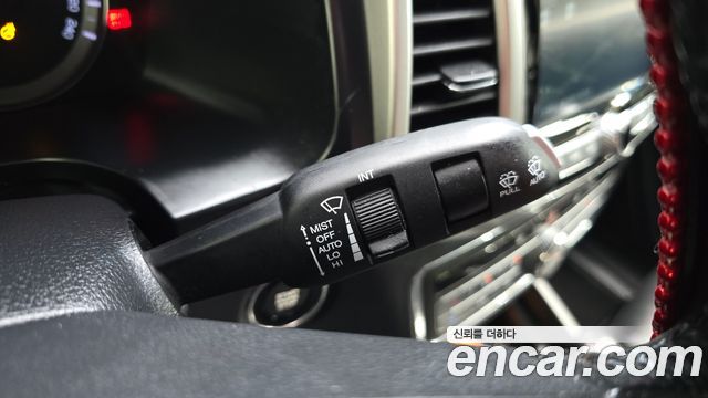 KG Mobility (SsangYong) Rexton Sports Khan Diesel 2.2 4WD Professional X (5-Link) 2019 — фото 19