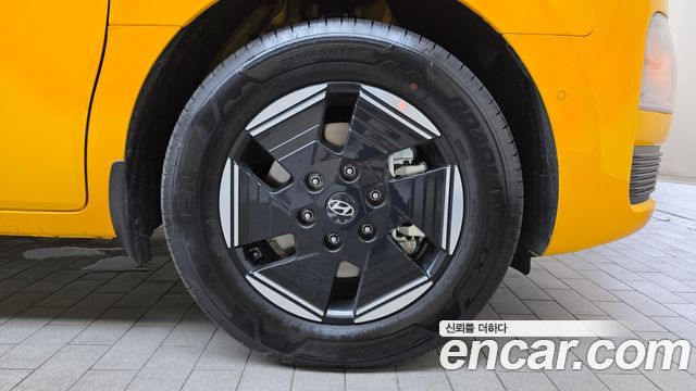 Hyundai Staria EV Tourer 11-Seater Modern 2027 — фото 21