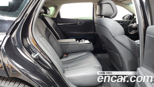 Genesis G80 (RG3) Gasoline 2.5 Turbo AWD 2025 — фото 11