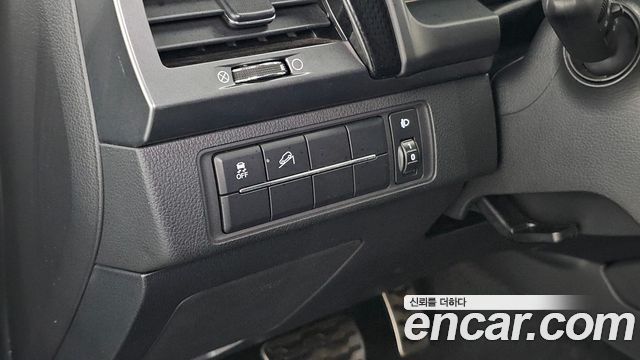 KG Mobility (SsangYong) Rexton Sports Khan Diesel 2.2 4WD Prestige 2021 — фото 20