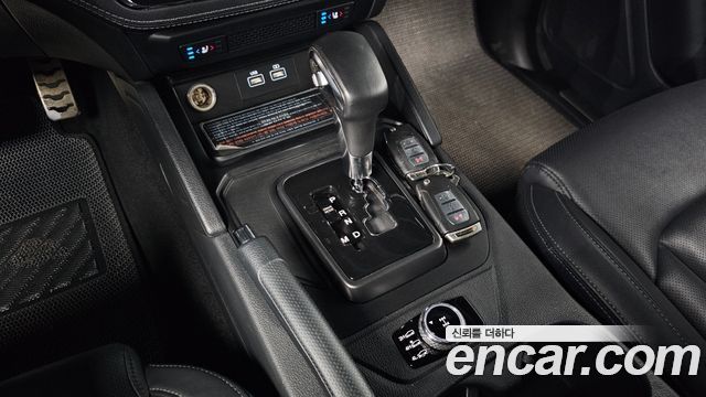 KG Mobility (SsangYong) Rexton Sports Khan Diesel 2.2 4WD Prestige 2022 — фото 9