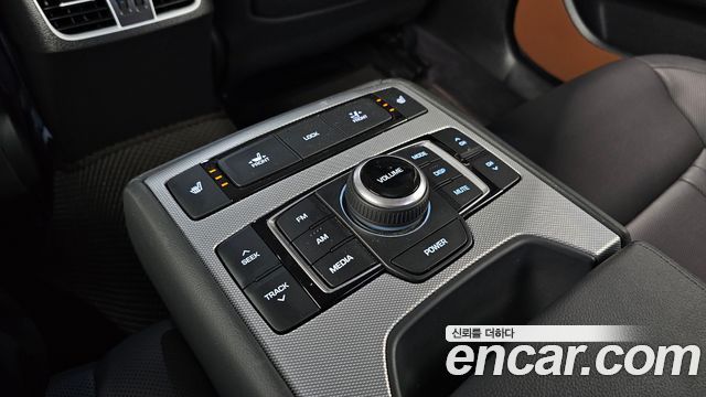 Genesis G80 3.3 GDI AWD Luxury 2018 — фото 29