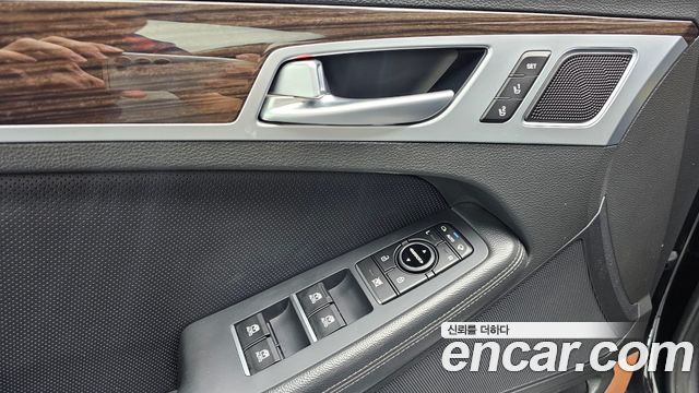 Genesis G80 3.3 GDI AWD Luxury 2018 — фото 30
