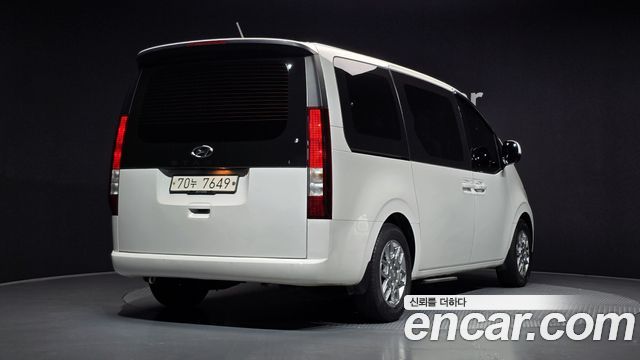 Hyundai Staria Tourer 11-Seater Modern 2022 — фото 2