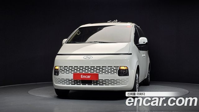 Hyundai Staria Tourer 11-Seater Modern 2022 — фото 3