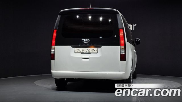 Hyundai Staria Tourer 11-Seater Modern 2022 — фото 4