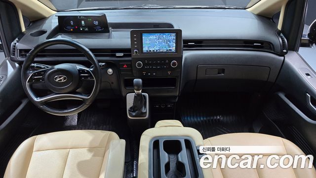 Hyundai Staria Tourer 11-Seater Modern 2022 — фото 7