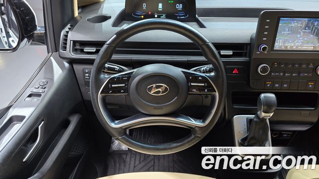 Hyundai Staria Tourer 11-Seater Modern 2022 — фото 17