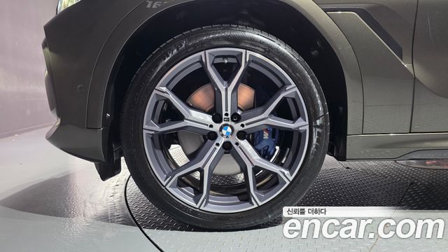 BMW X6 (G06) xDrive40i M Sport 2022 — фото 22