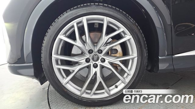 Audi Q4 e-tron (F4) 45 Premium 2025 — фото 5