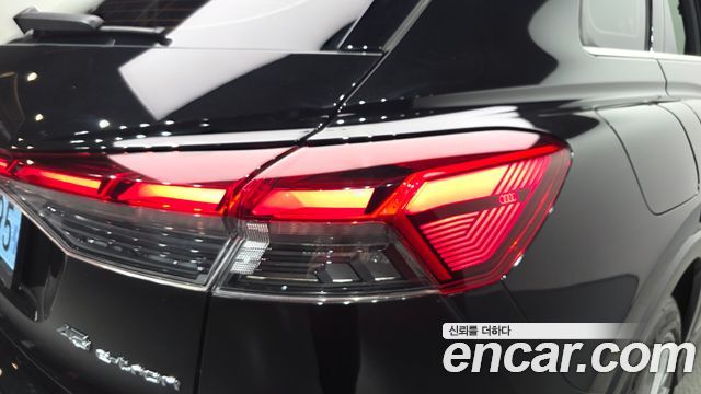 Audi Q4 e-tron (F4) 45 Premium 2025 — фото 23