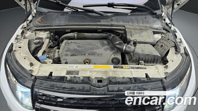 Land Rover Range Rover Evoque 2.2 SD4 Dynamic 2014 — фото 6