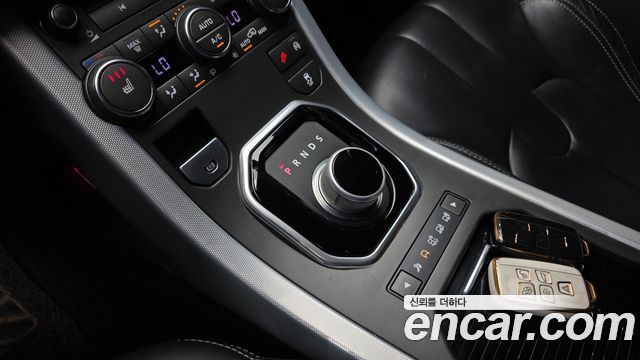 Land Rover Range Rover Evoque 2.2 SD4 Dynamic 2014 — фото 9