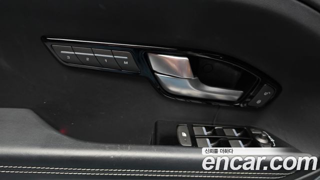 Land Rover Range Rover Evoque 2.2 SD4 Dynamic 2014 — фото 17