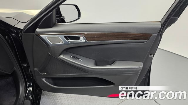 Genesis G80 3.3 GDI AWD Premium Luxury 2017 — фото 25