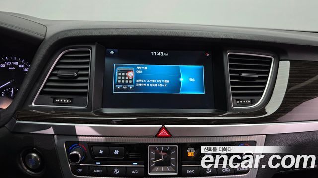 Genesis G80 3.3 GDI AWD Premium Luxury 2017 — фото 27