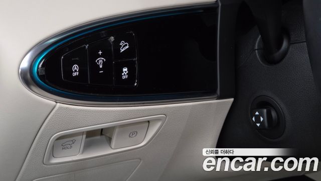 Genesis GV70 2.5T Gasoline AWD 2023 — фото 19